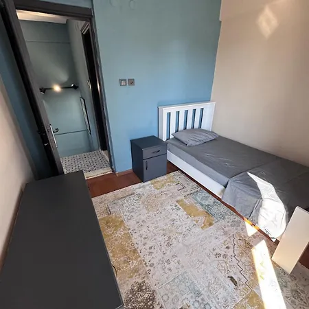 3br In